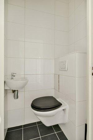 Medium property photo - Zuid-Hollandstraat 104-3, 1082 EM Amsterdam